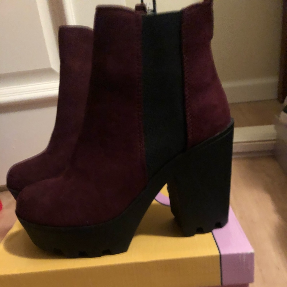 Booties - Picture 4 of 4